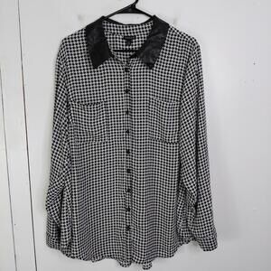Torrid Top Womens 3X Pleather Faux Leather Collar Houndstooth Button Up Office